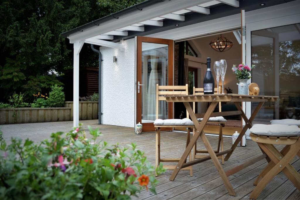 Ness Lodge Inverness Exterior foto